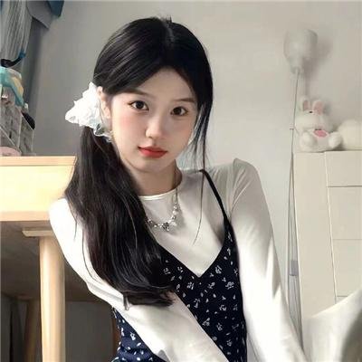 水瓶座女孩
